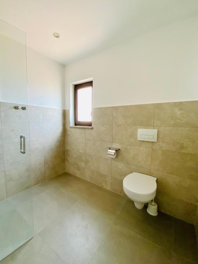 Villa Fluggi Near Labin Santalezi Buitenkant foto