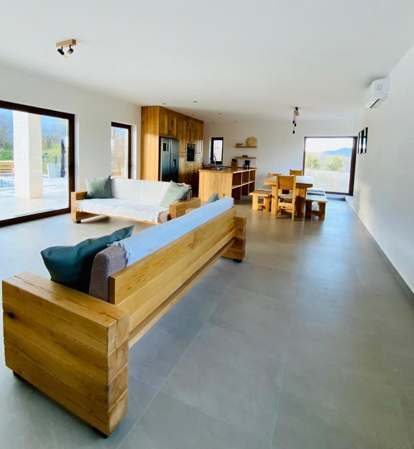 Villa Fluggi Near Labin Santalezi Buitenkant foto